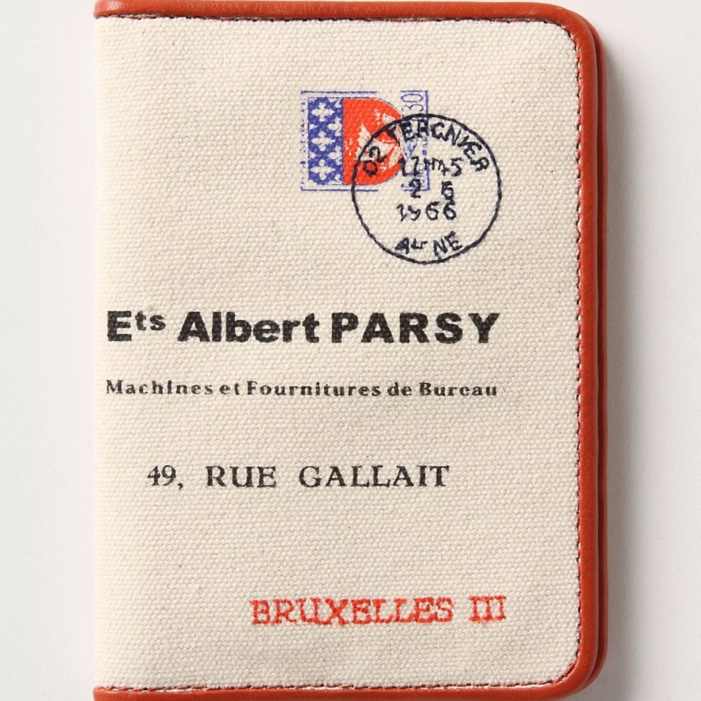 NWOT Moulinette Soeurs’ Airmail Passport Case